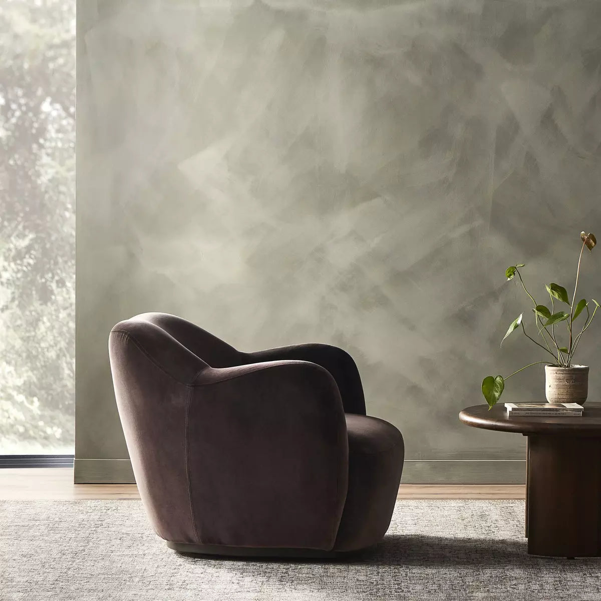June Swivel Chair