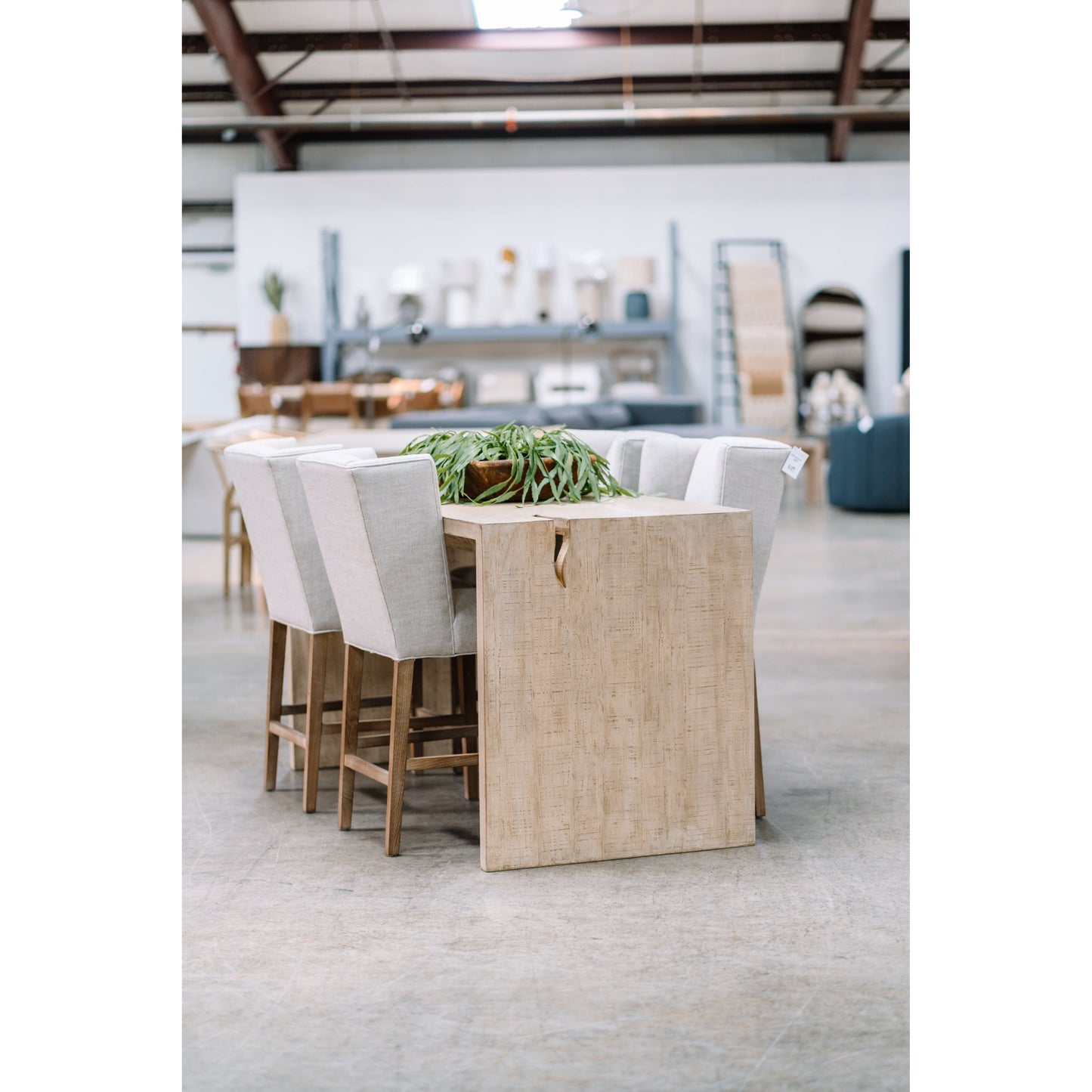 Townsend 24" Stool, Sand Performance