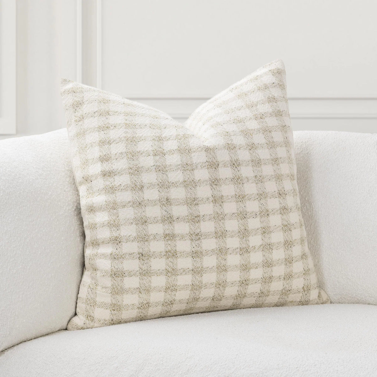 TW Sari Pillow, Natural/Ivory, 26x26