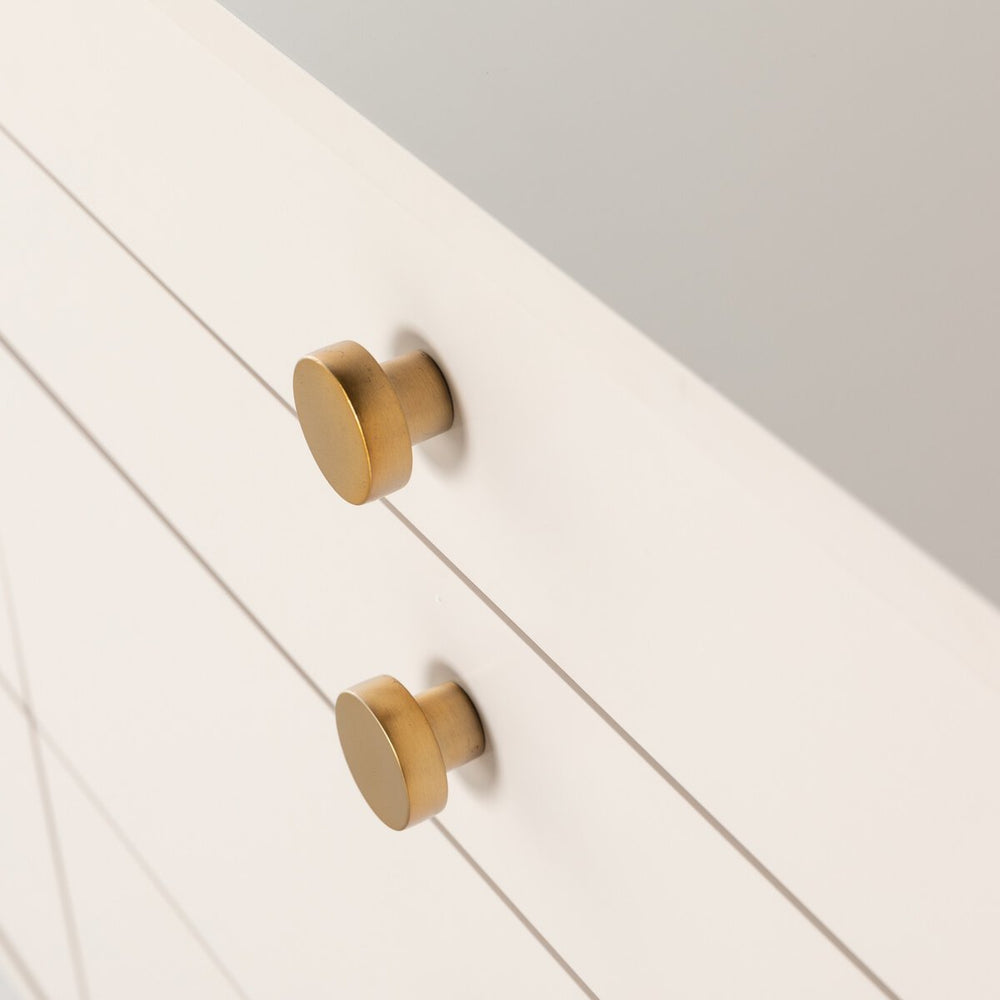 
                  
                    Vince 7drw Dresser
                  
                