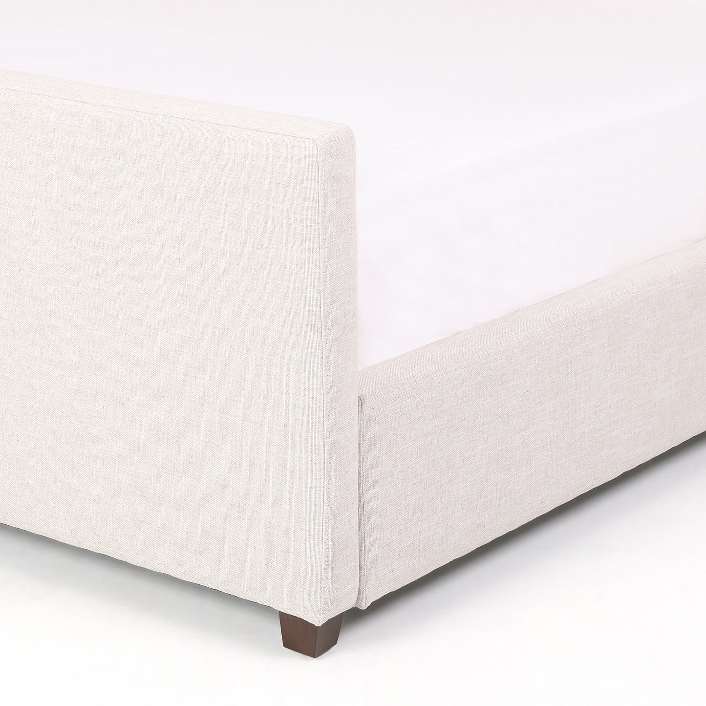 Desmond Bed, Ivory