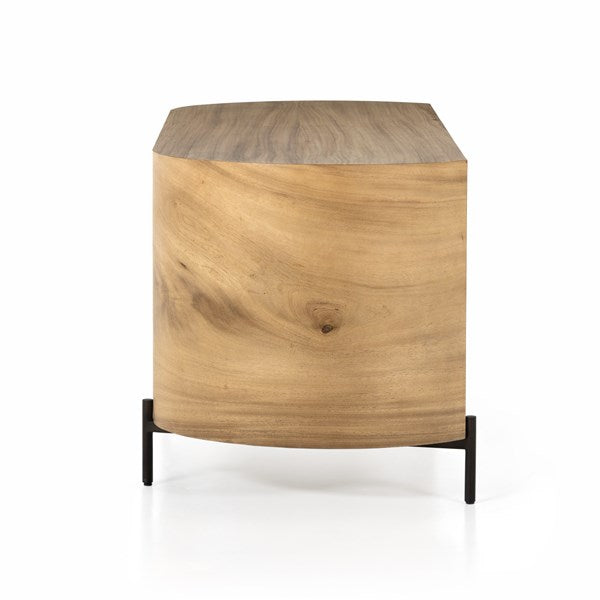 
                  
                    Lois Desk
                  
                