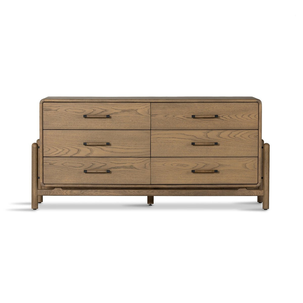 
                  
                    Carson Dresser
                  
                