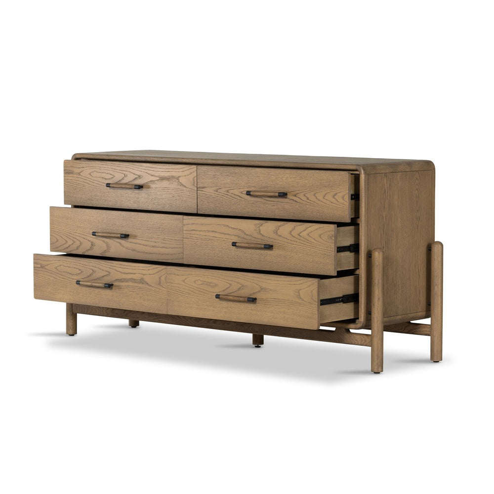 
                  
                    Carson Dresser
                  
                