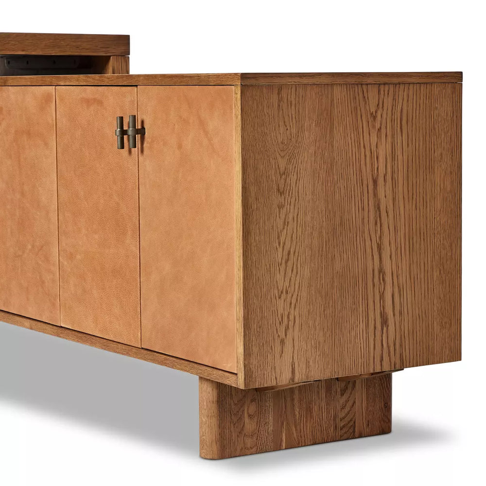 
                  
                    Paulina Desk
                  
                