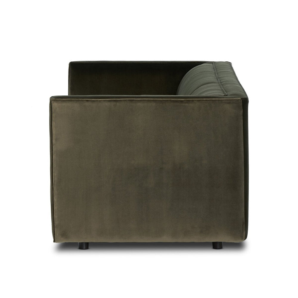 
                  
                    Petrus Sofa
                  
                