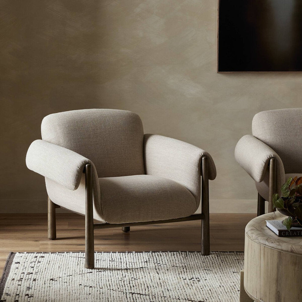 
                  
                    Onyx Chair
                  
                