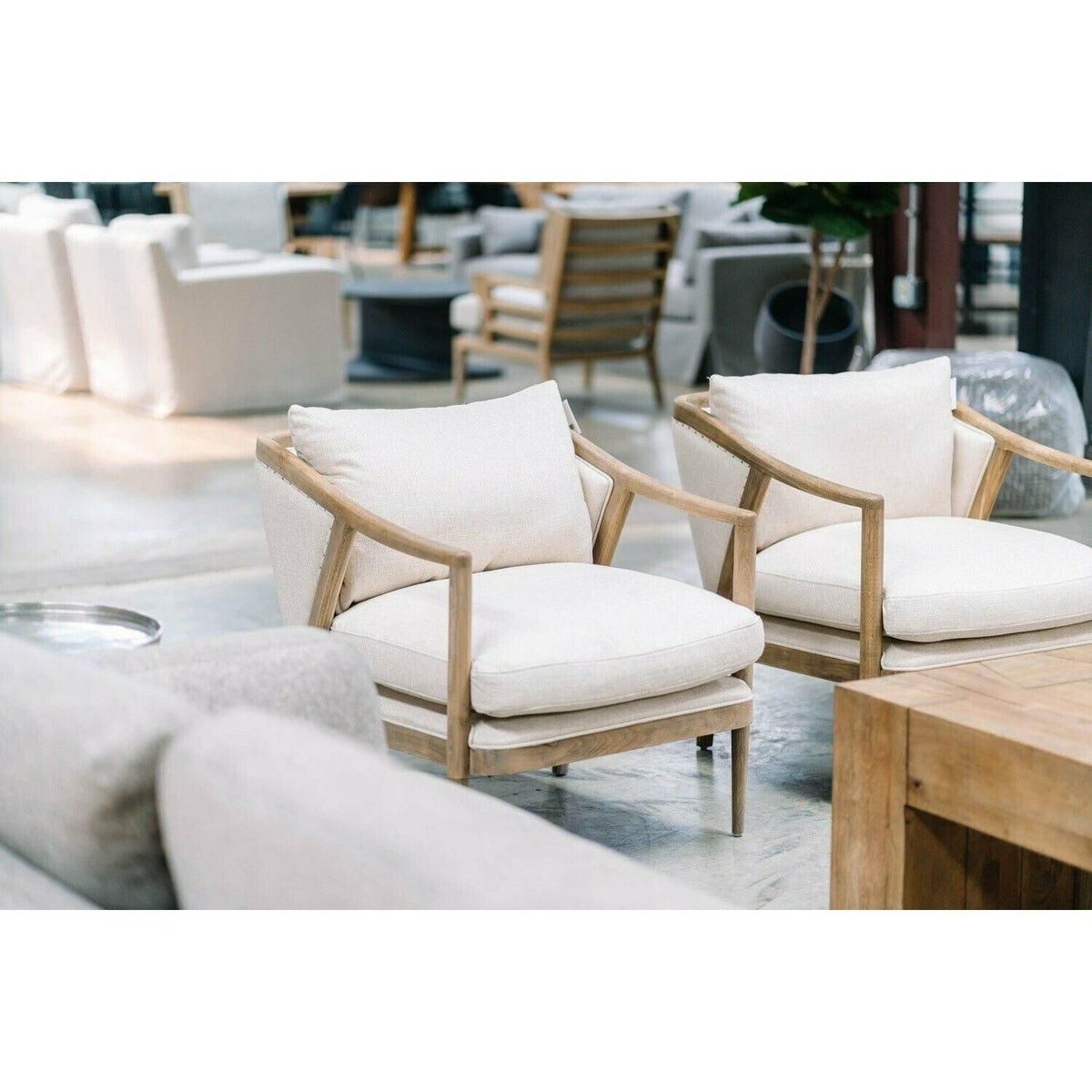 Scar Accent Chair
