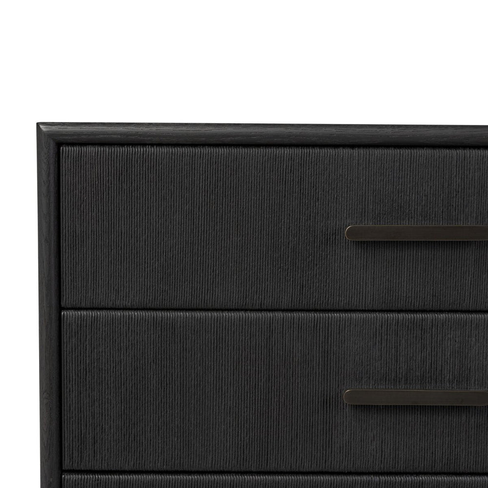 
                  
                    Ronan Dresser
                  
                