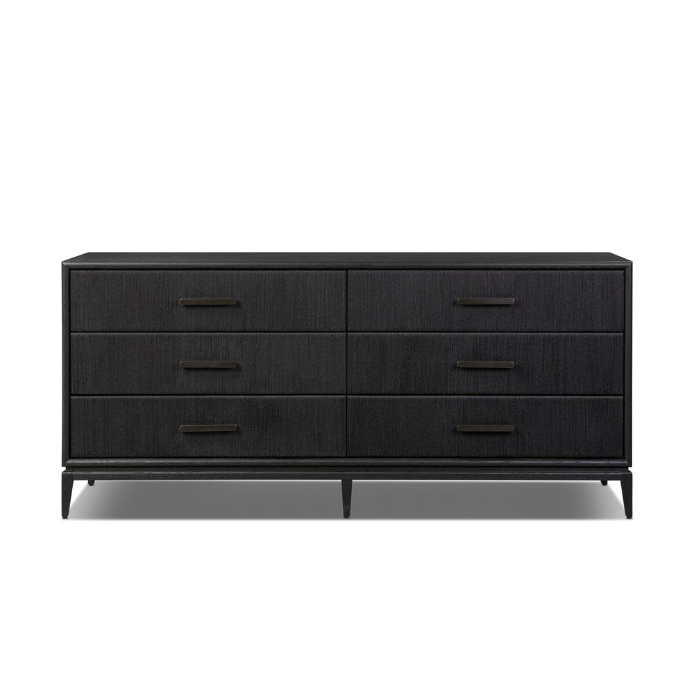 
                  
                    Ronan Dresser
                  
                