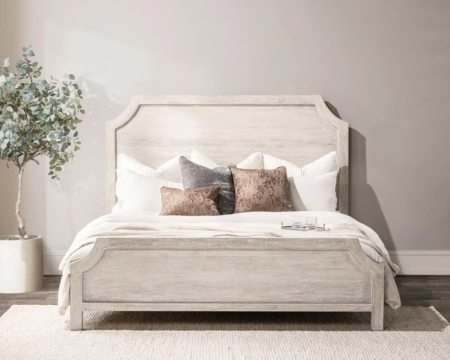 Willmington Bed, Cream