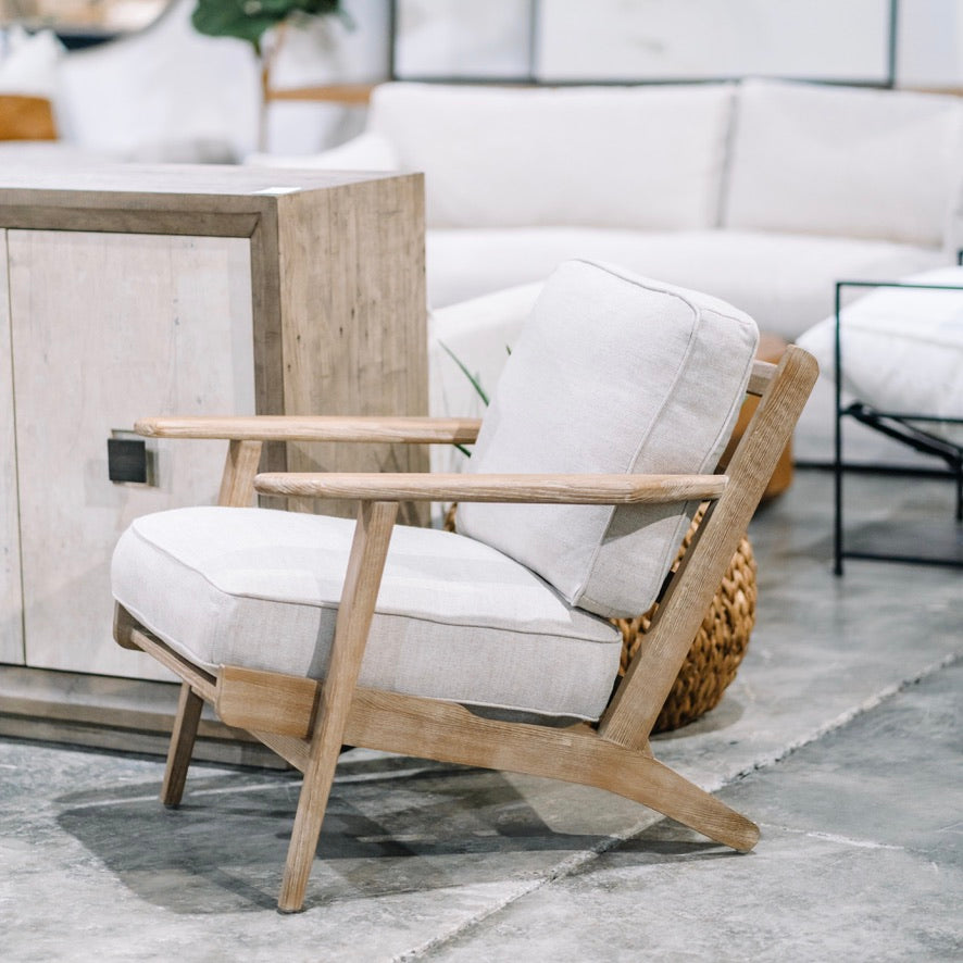 Dayle Chair, Sand Performance