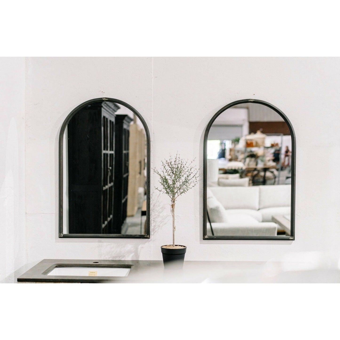 Mirror w/Metal Trim