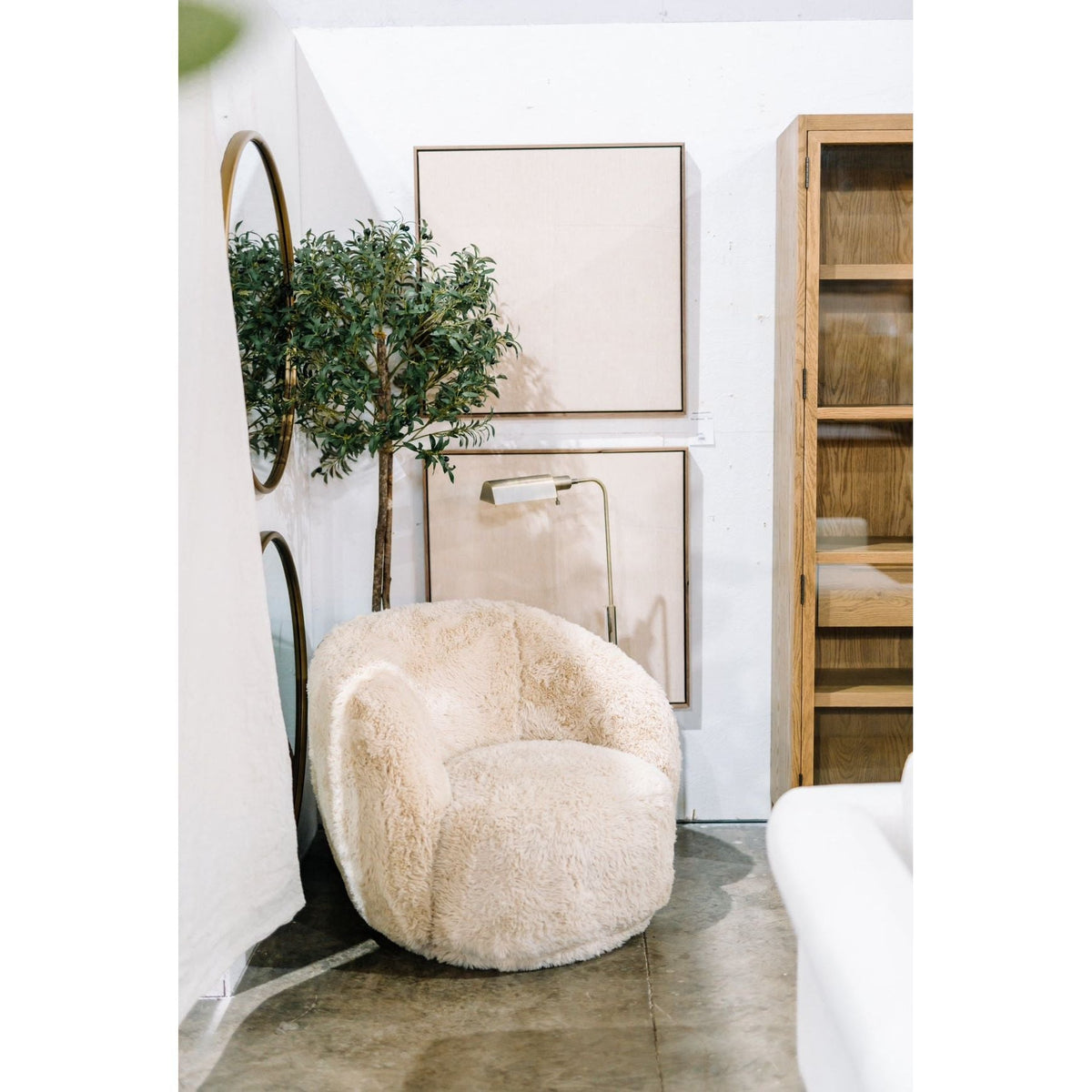 Adley Swivel Chair