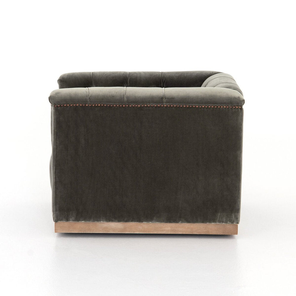 
                  
                    Mark Swivel Chair
                  
                