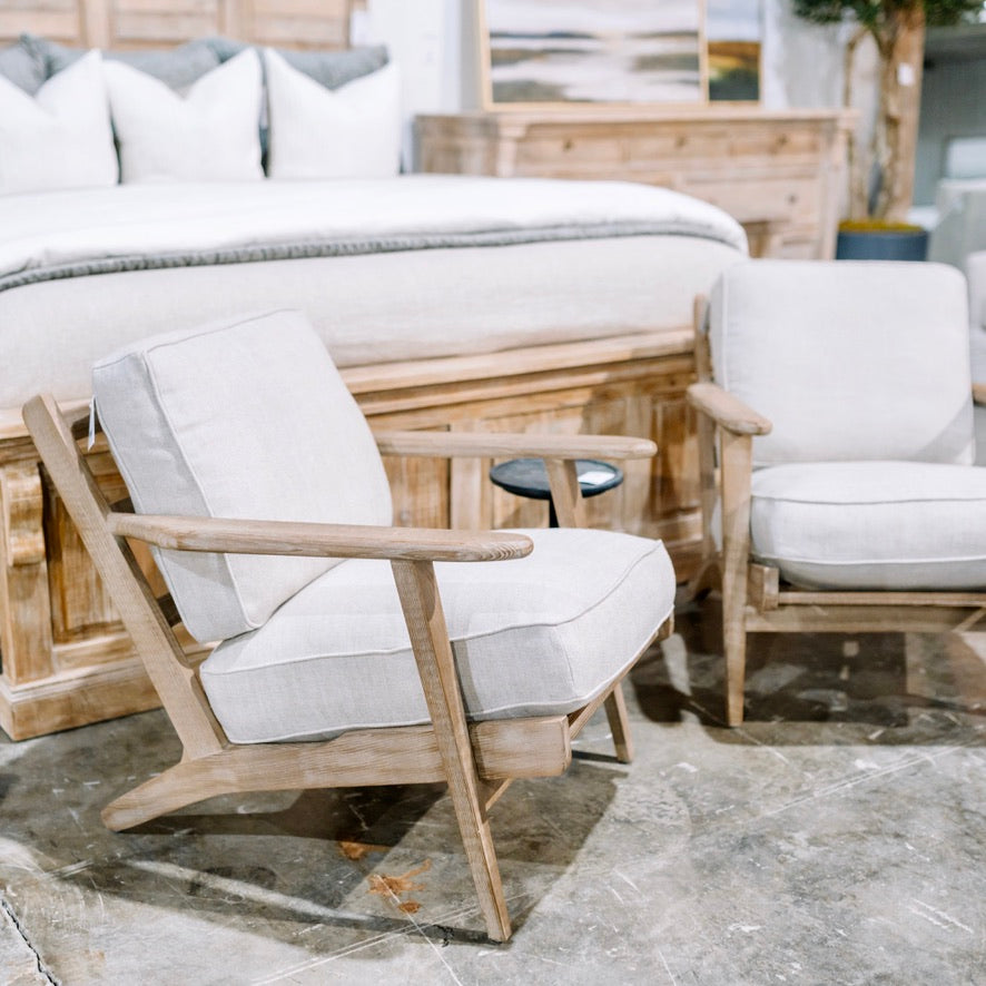 Dayle Chair, Sand Performance