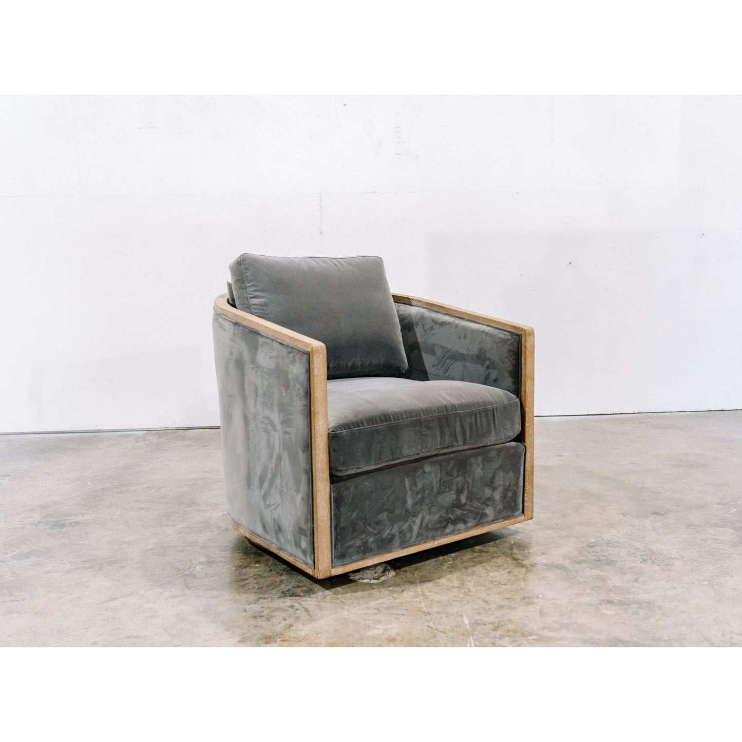 Lindsey Swivel Chair, Gray Velvet