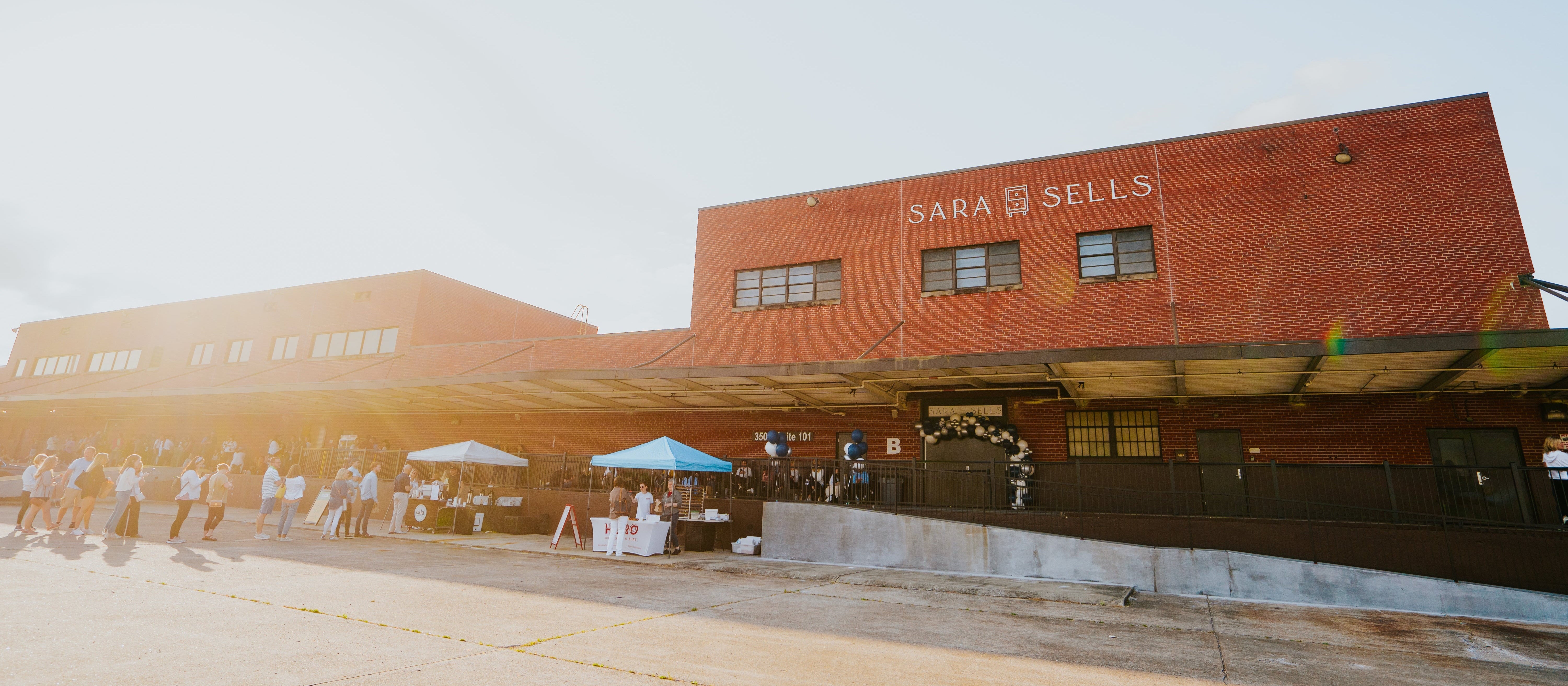 Our Story – Sara Sells - Shipping