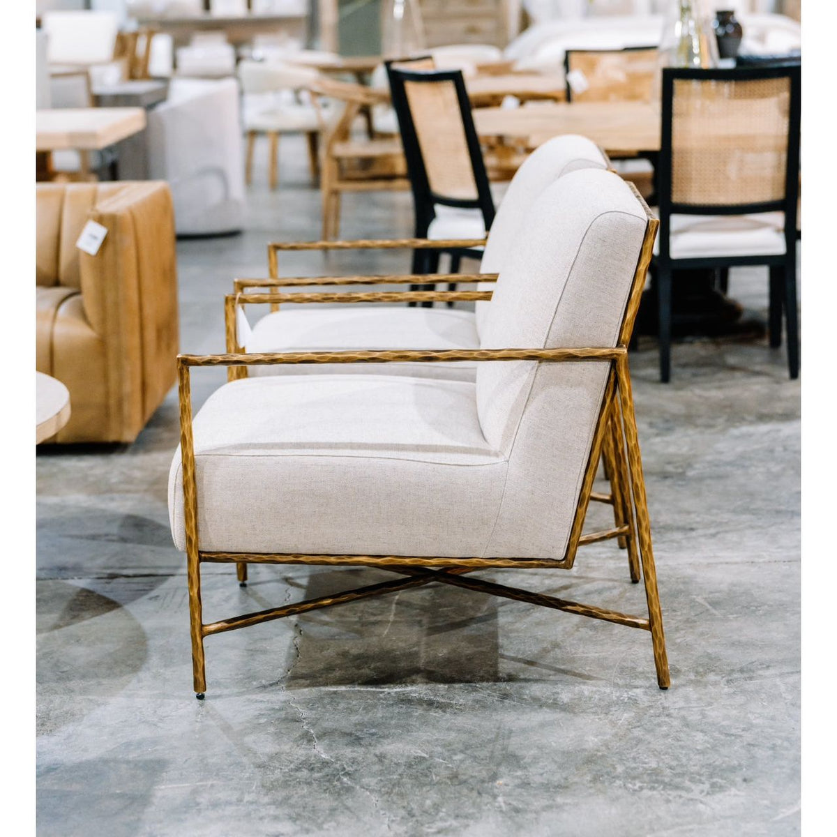 Leo Chair, Hardy Sand