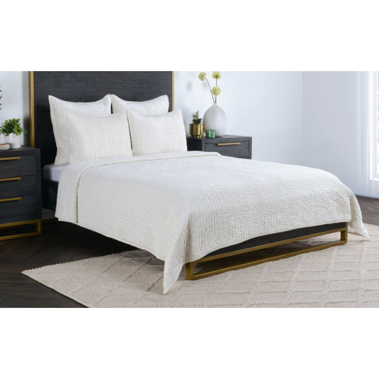 Bari Velvet King Quilt, Cloud