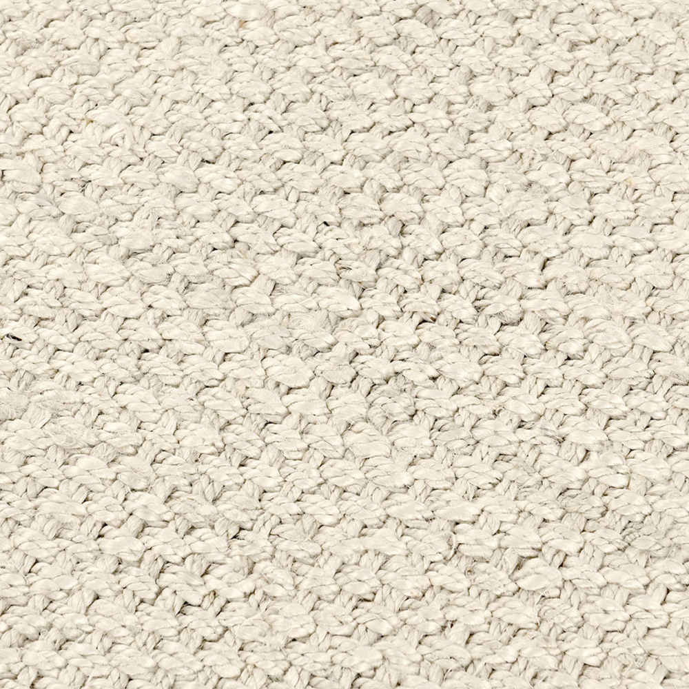 Pam Rug, Ivory