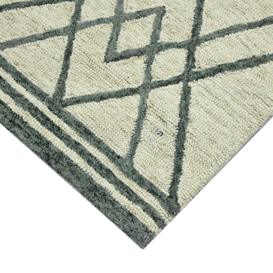 
                  
                    Vance 4 Rug, Ivory
                  
                