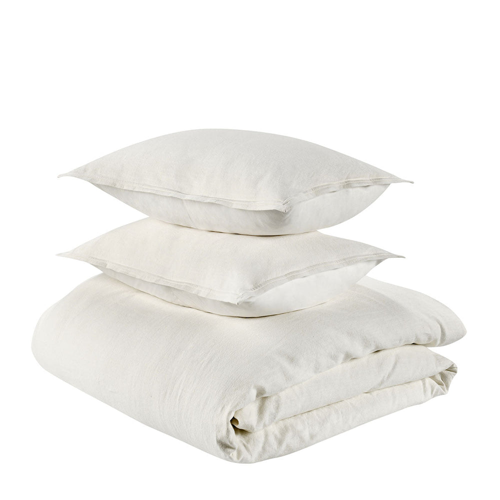 
                  
                    Thomas King Duvet Set
                  
                