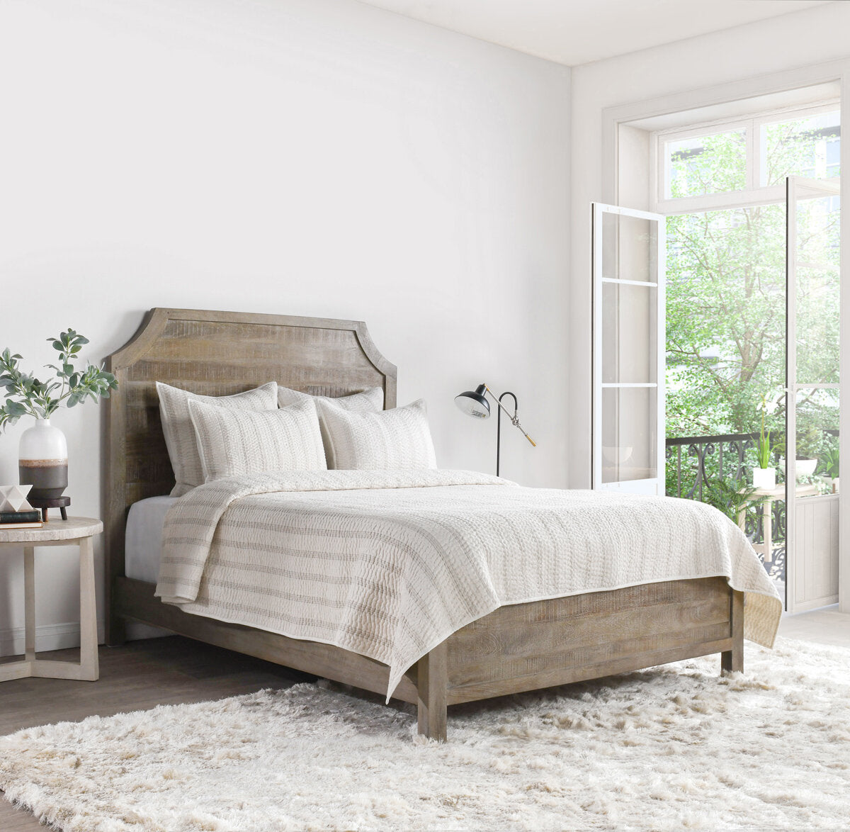 Abram Eggshell Cotton Linen King Quilt