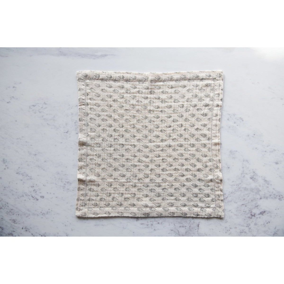 Napkin Set w/ Printed Floral Pattern