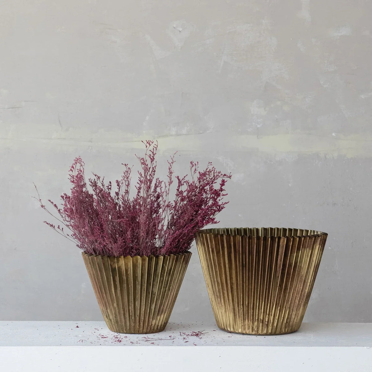 LG Metal Fluted Planter