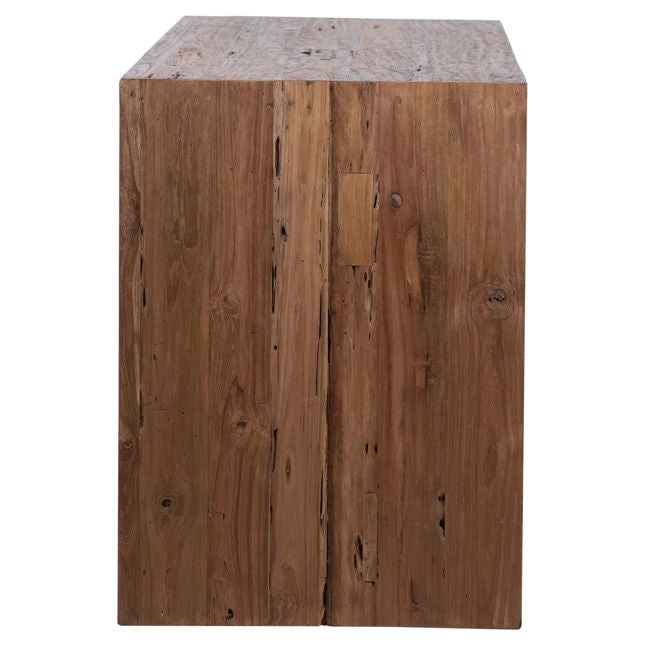 
                  
                    Chelsea Desk
                  
                
