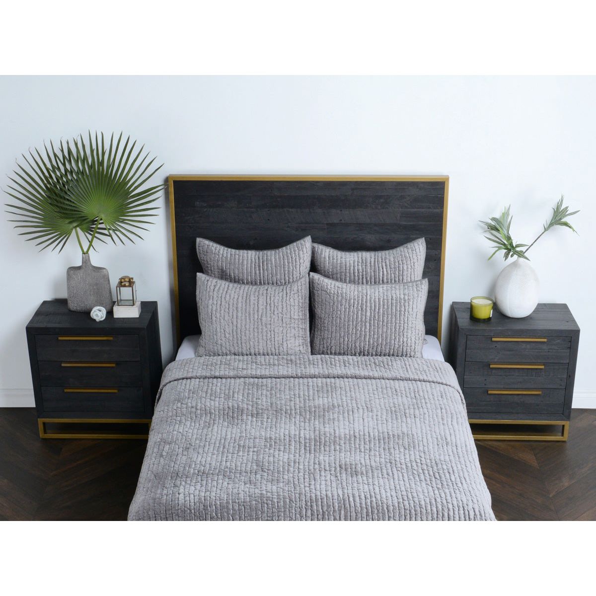 Bari Velvet King Quilt, Gray