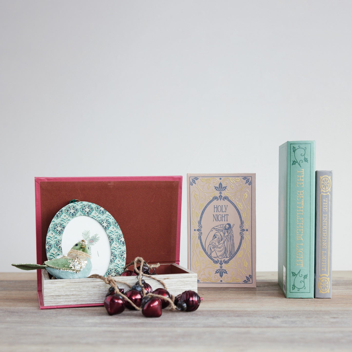 SM Storage Box with Christmas Print